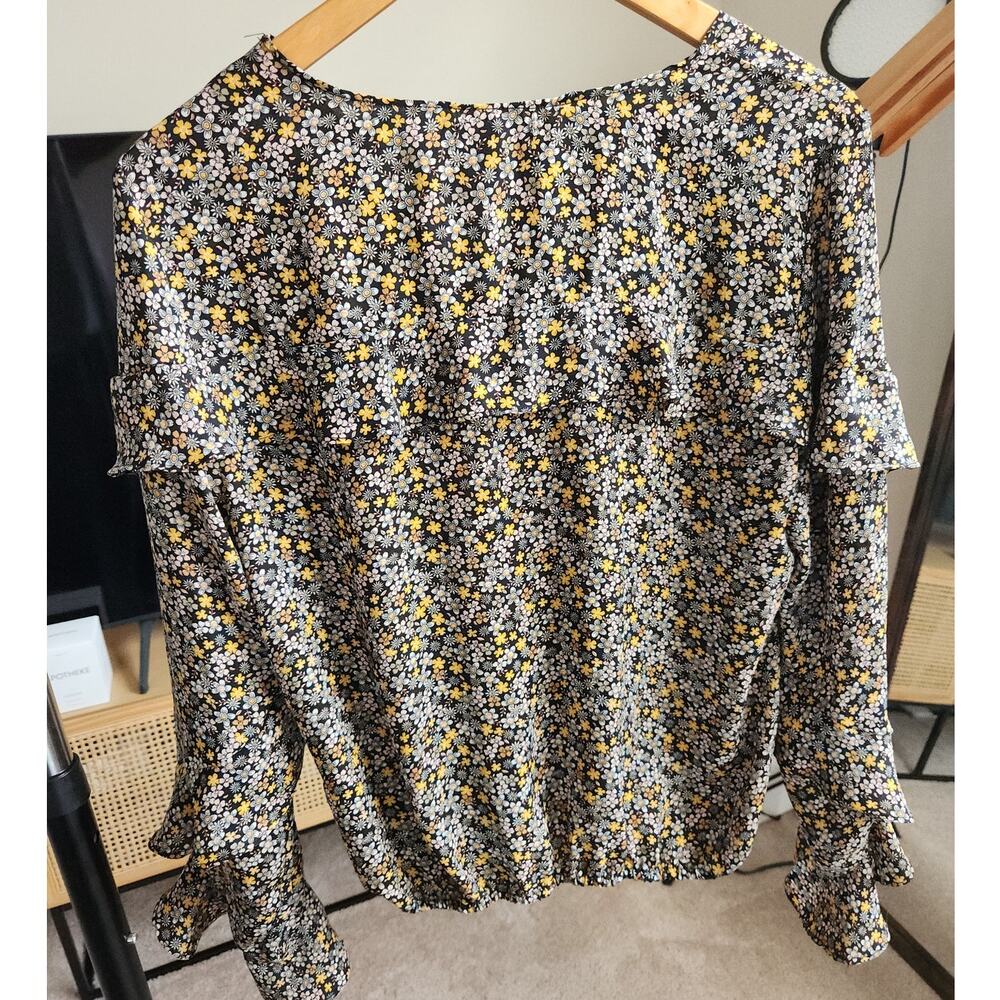Max Studio Floral Ruffle Blouse - Picture 6 of 8